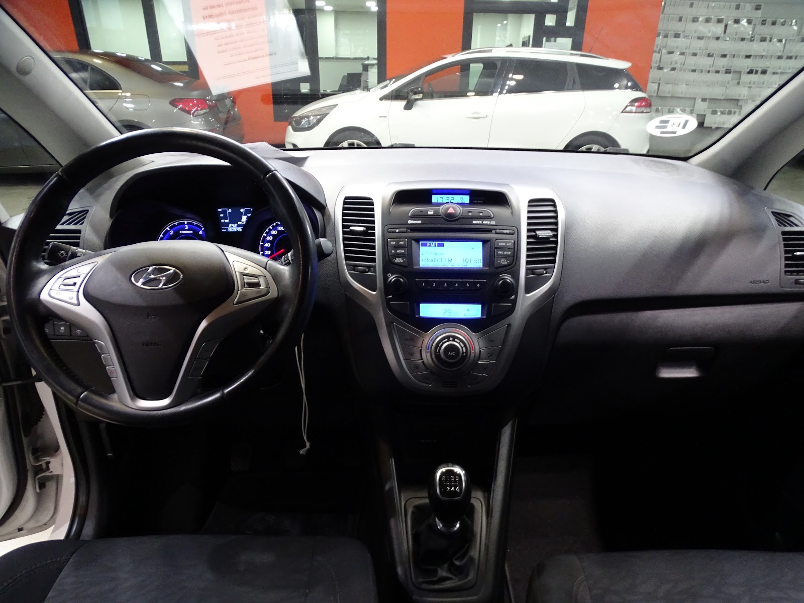 Foto 8 de HYUNDAI IX20 2014 en venta en CSV Motor VALDEFUENTES