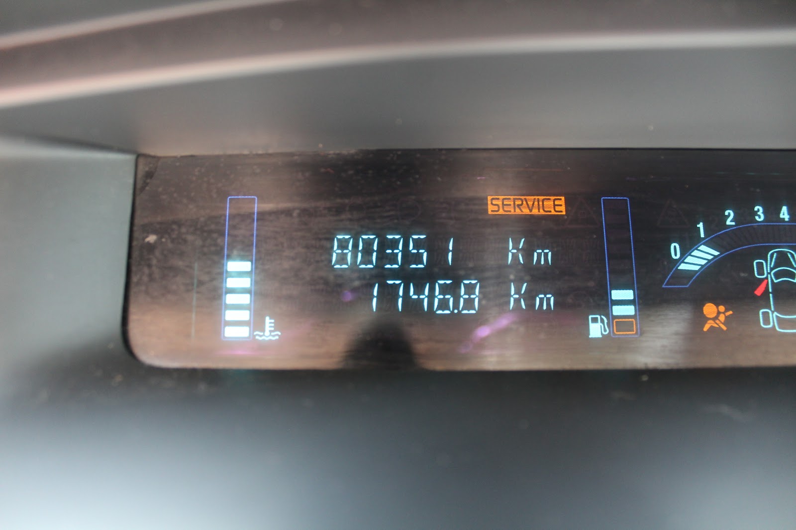 Foto 13 de RENAULT GRAND SCENIC 2004 en venta en CSV Motor VALDEFUENTES