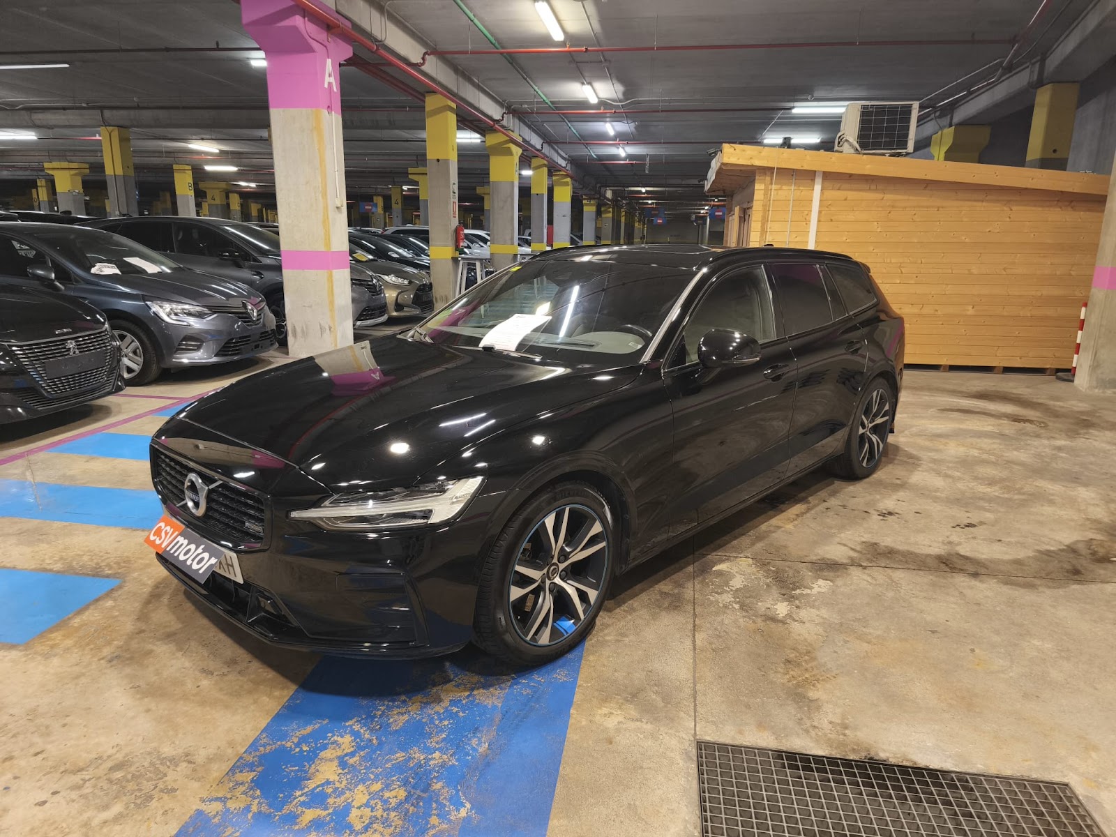 Foto 2 de VOLVO V60 2019 en venta en CSV Motor VALDEFUENTES