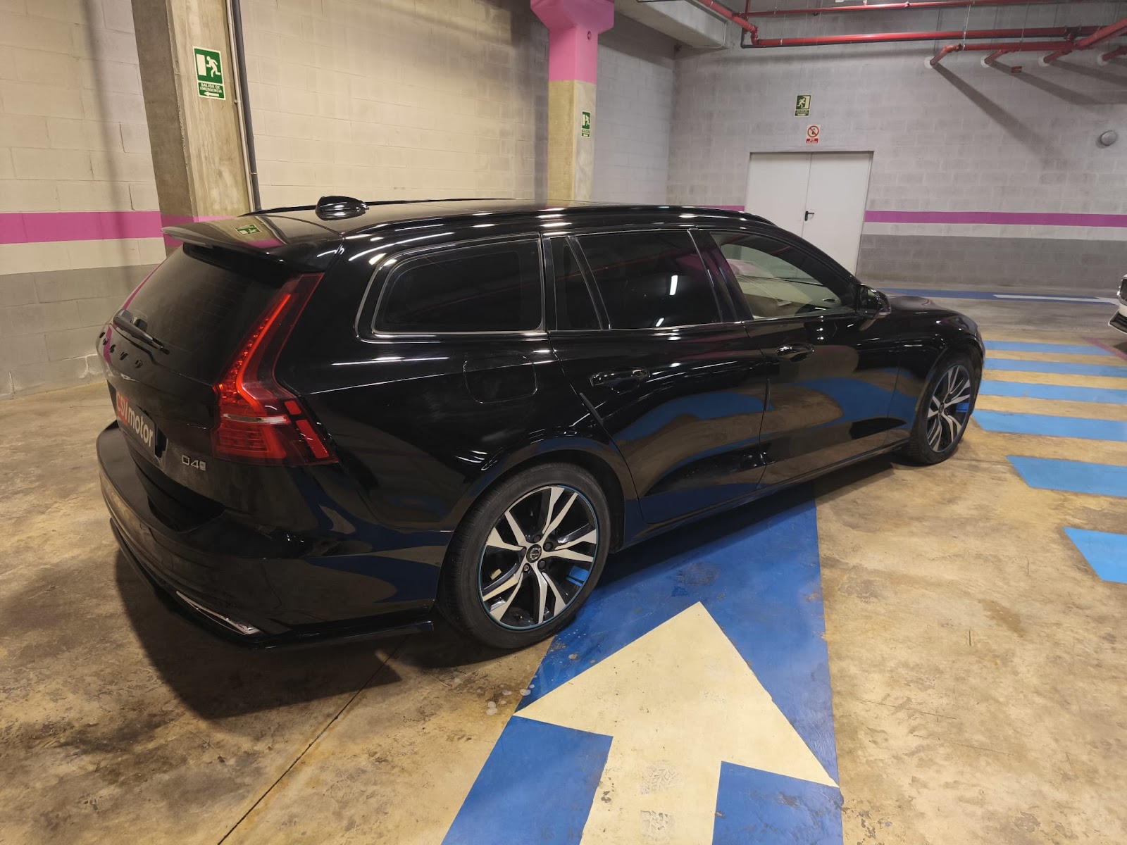 Foto 4 de VOLVO V60 2019 en venta en CSV Motor VALDEFUENTES