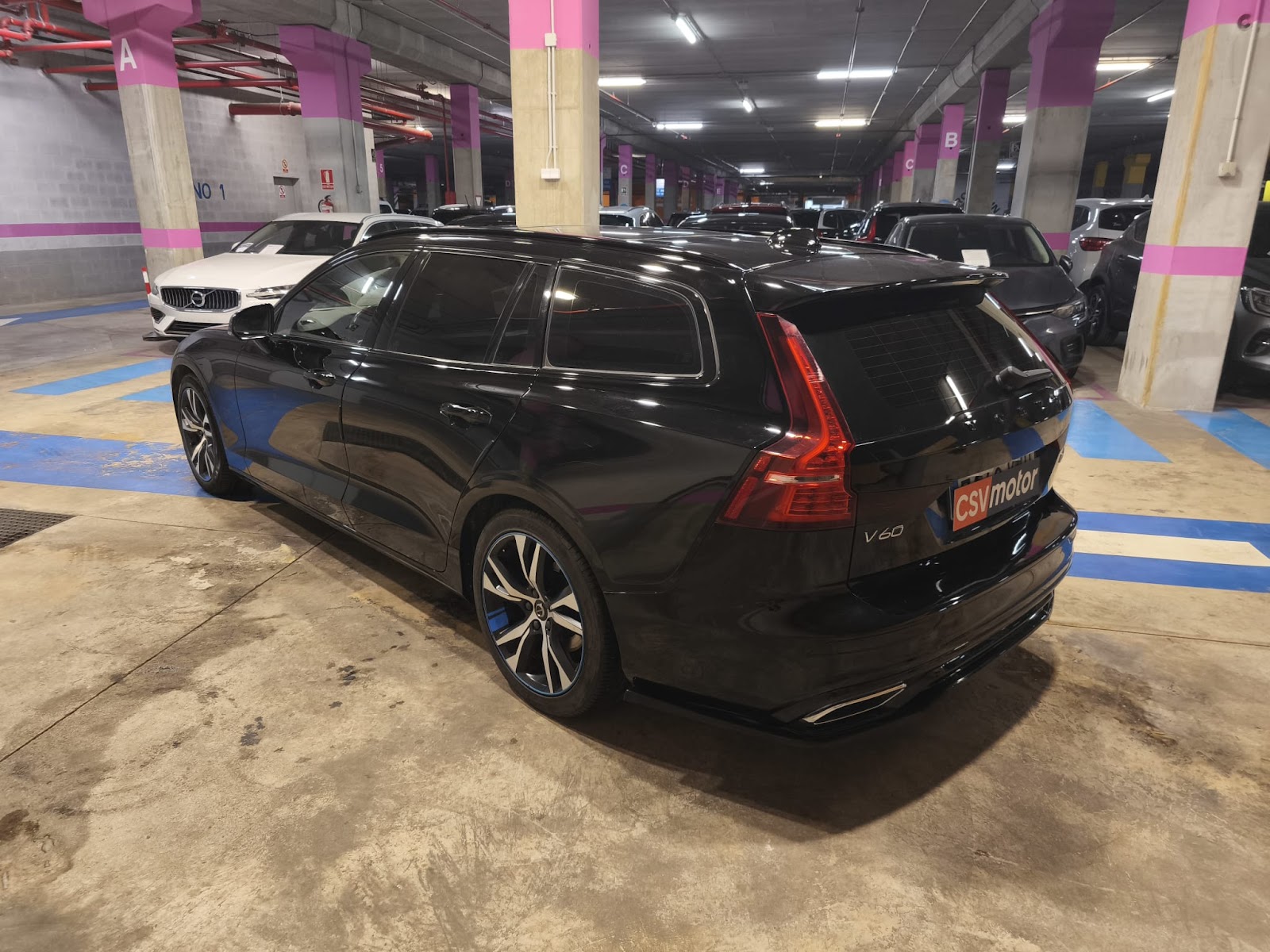 Foto 5 de VOLVO V60 2019 en venta en CSV Motor VALDEFUENTES