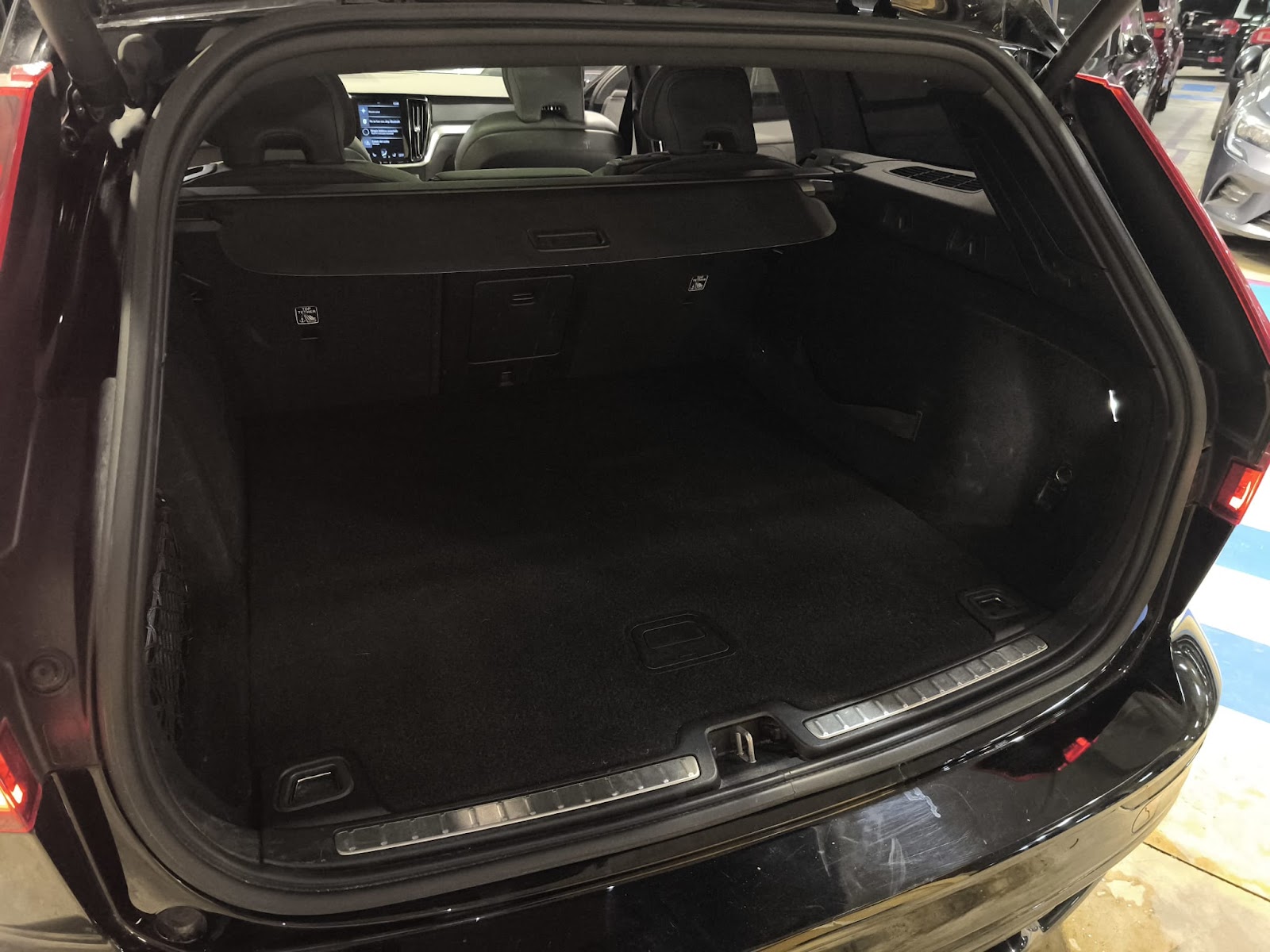 Foto 8 de VOLVO V60 2019 en venta en CSV Motor VALDEFUENTES