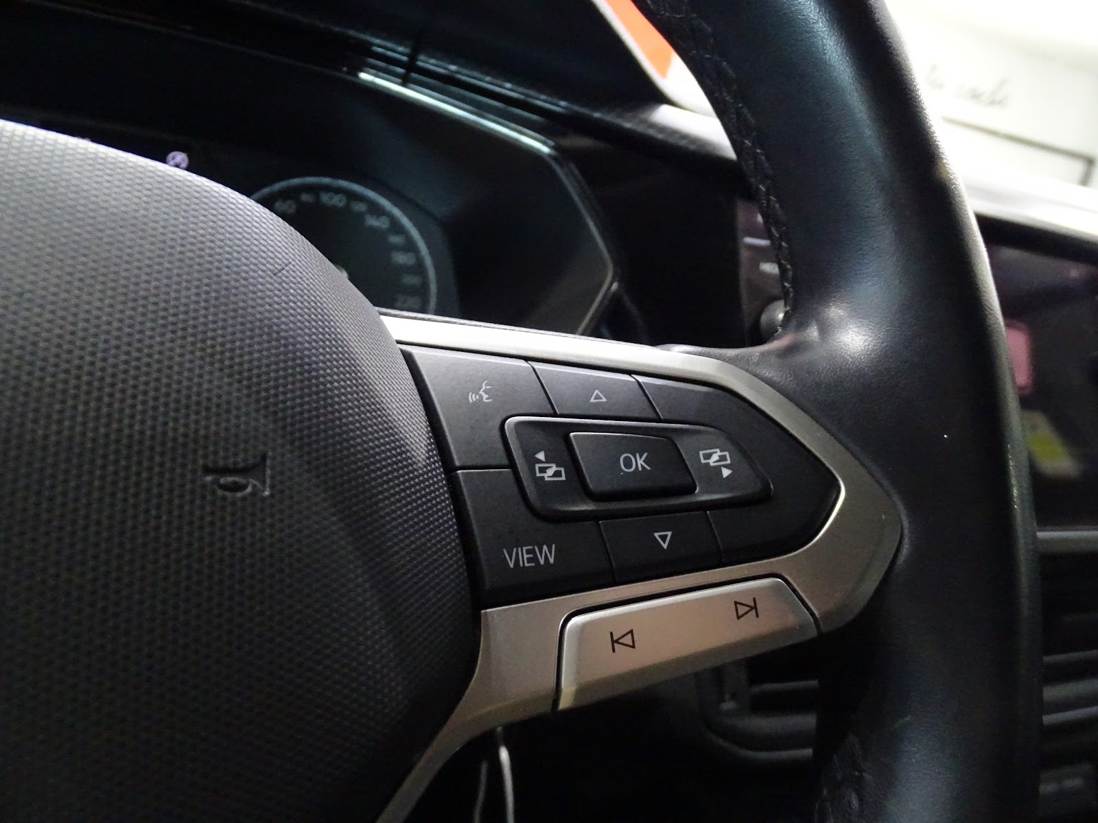 Foto 14 de VOLKSWAGEN T-CROSS 2021 en venta en CSV Motor VALDEFUENTES