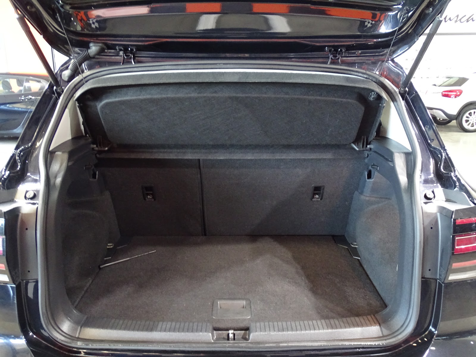 Foto 7 de VOLKSWAGEN T-CROSS 2021 en venta en CSV Motor VALDEFUENTES