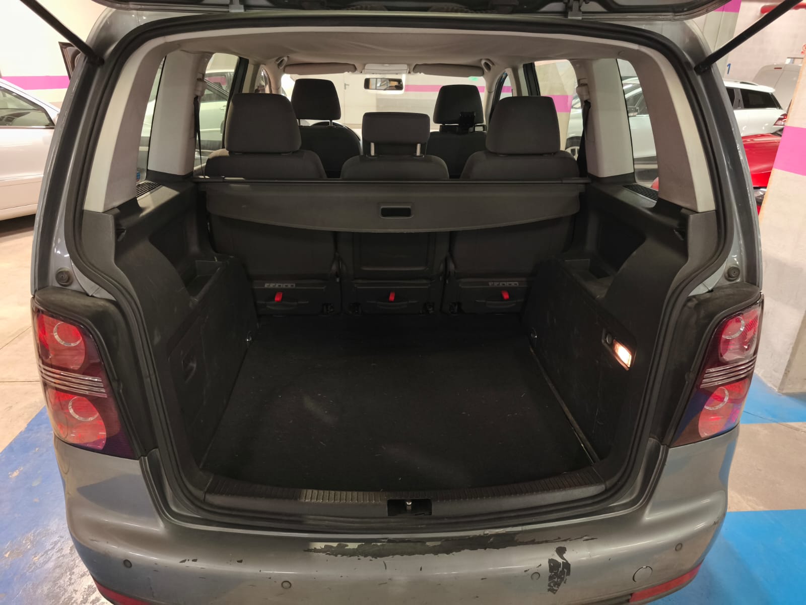 Foto 5 de VOLKSWAGEN TOURAN 2008 en venta en CSV Motor VALDEFUENTES