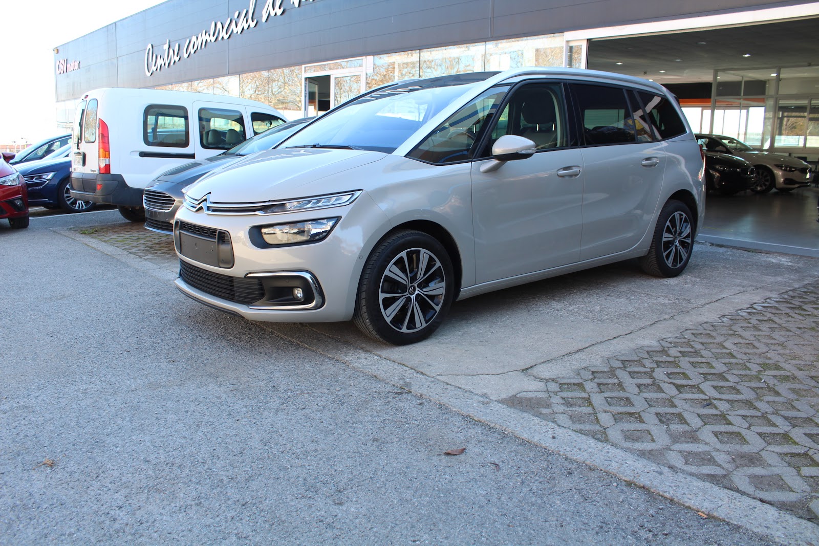Foto 3 de Citroën Grand C4 2017 en venta en CSV Motor VALDEFUENTES