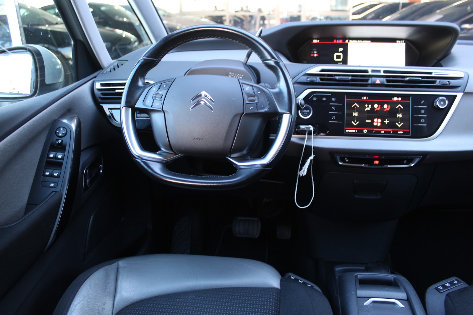 Foto 11 de CITROËN GRAND C4 2017 en venta en CSV Motor VALDEFUENTES