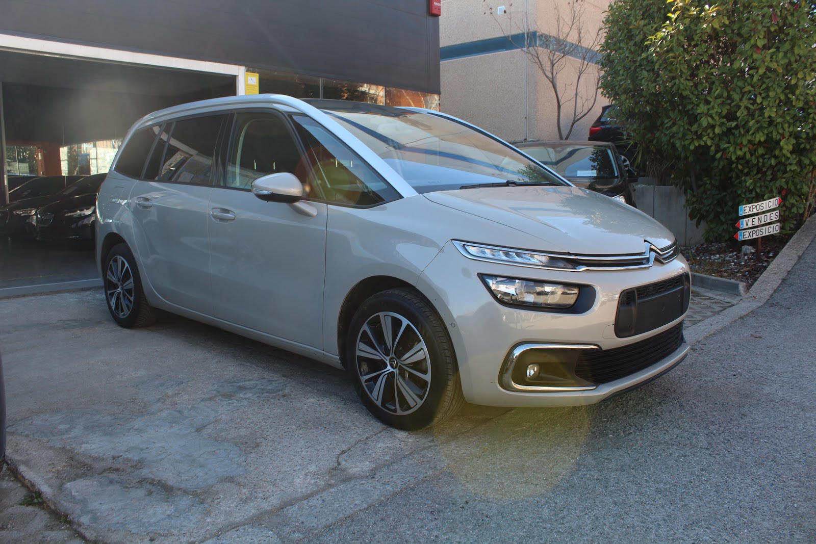 Foto 3 de CITROËN GRAND C4 2017 en venta en CSV Motor VALDEFUENTES