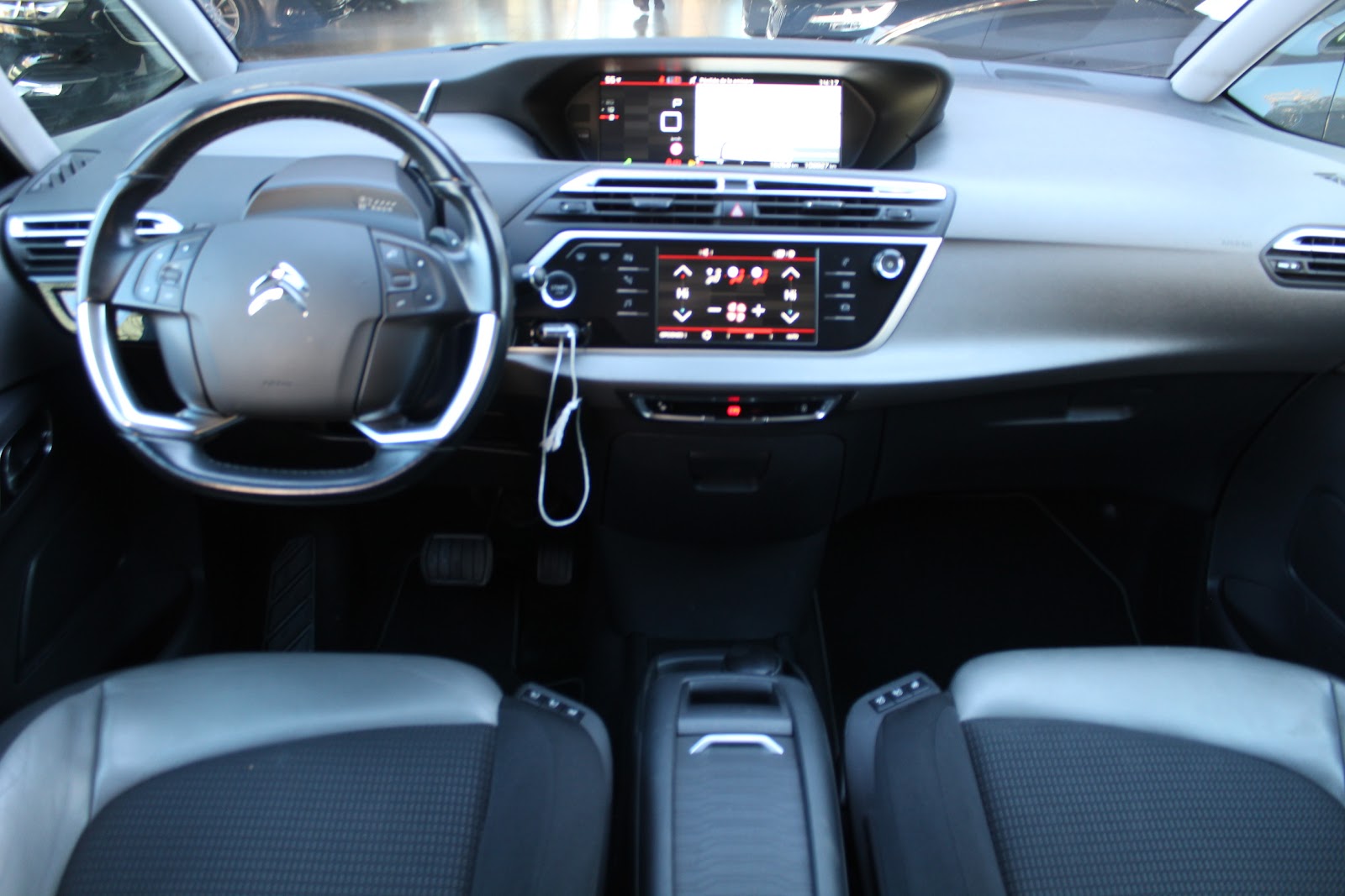 Foto 10 de CITROËN GRAND C4 2017 en venta en CSV Motor VALDEFUENTES