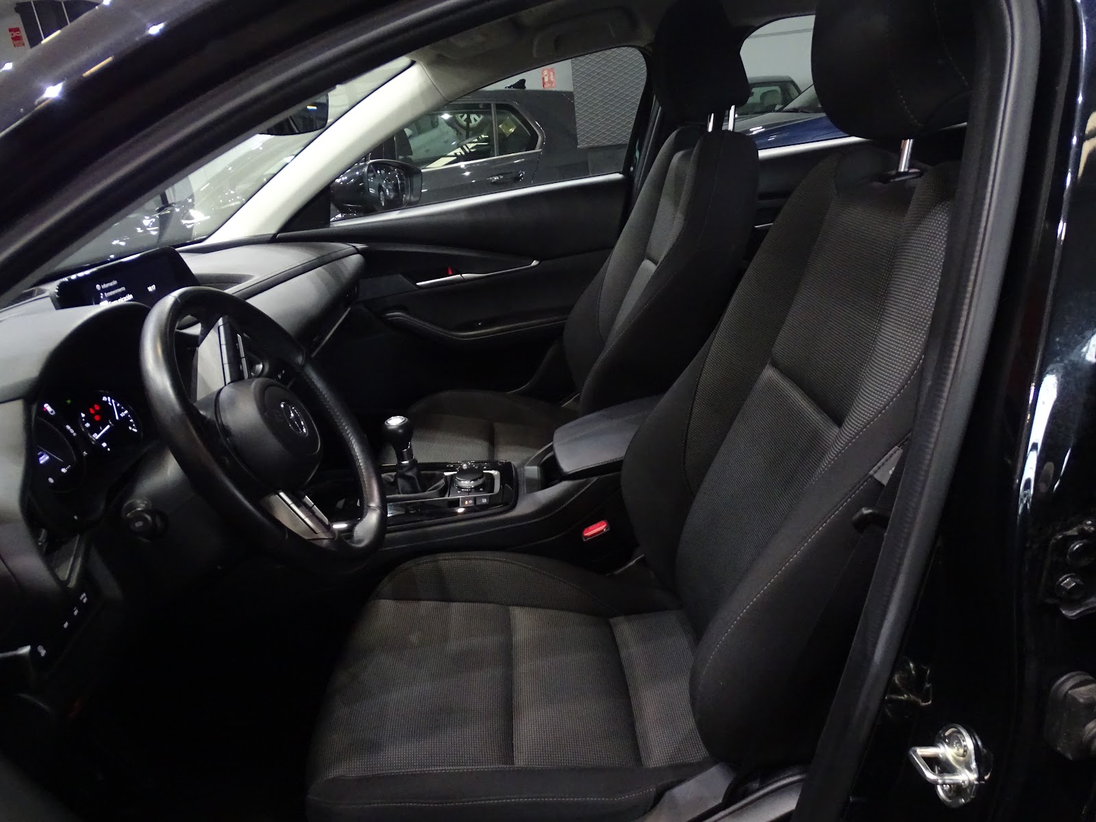 Foto 8 de MAZDA CX-30 2023 en venta en CSV Motor