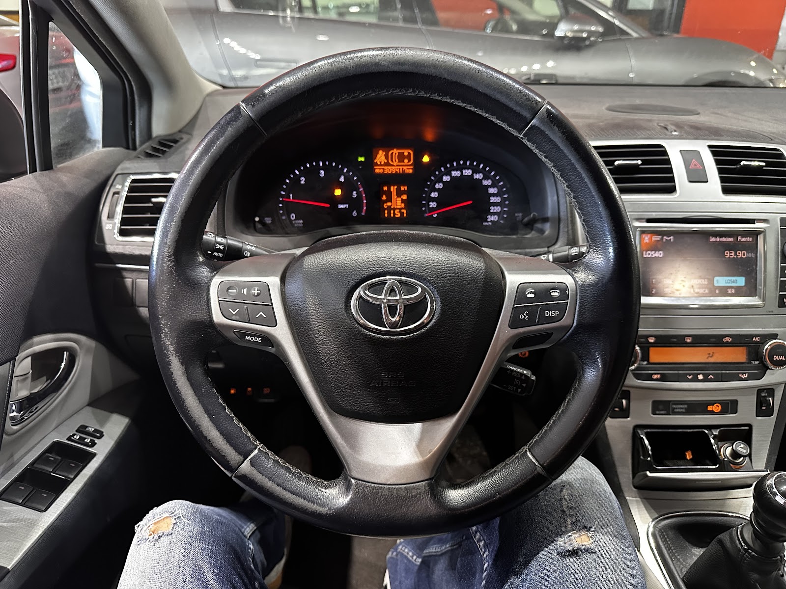 Foto 15 de TOYOTA AVENSIS 2013 en venta en CSV Motor VALDEFUENTES