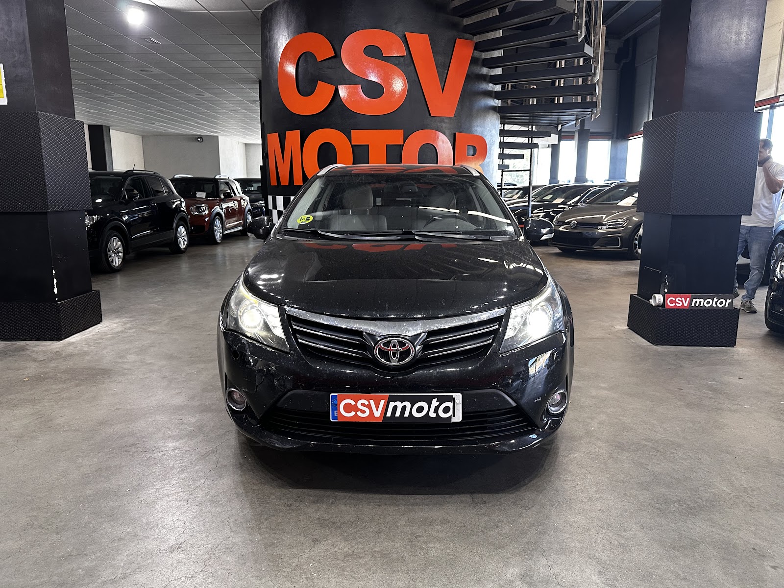 Foto 3 de TOYOTA AVENSIS 2013 en venta en CSV Motor VALDEFUENTES
