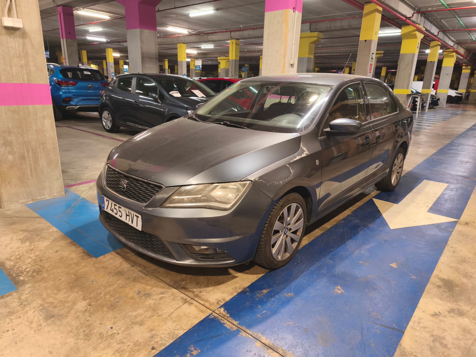 Foto 5 de SEAT Toledo 2014 en venta en CSV Motor VALDEFUENTES · color Gris Metalizado