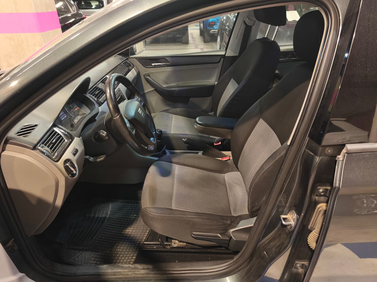 Foto 5 de SEAT TOLEDO 2014 en venta en CSV Motor VALDEFUENTES