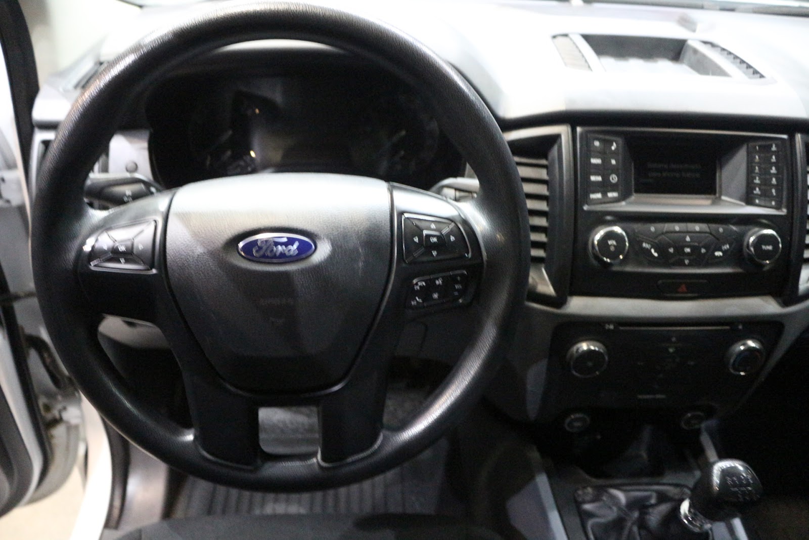Foto 7 de FORD RANGER 2017 en venta en CSV Motor VALDEFUENTES