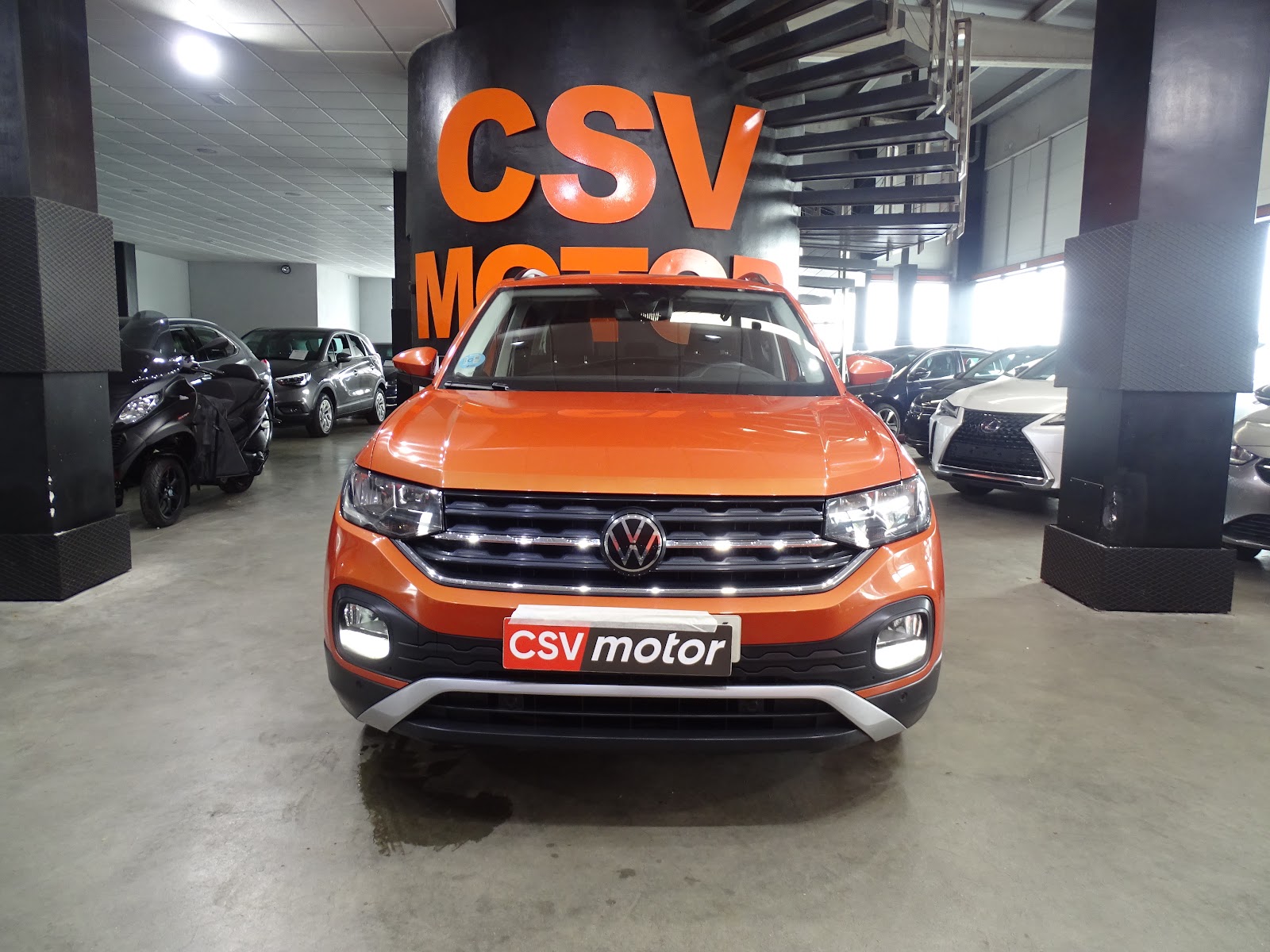 Foto 2 de VOLKSWAGEN T-CROSS 2023 en venta en CSV Motor