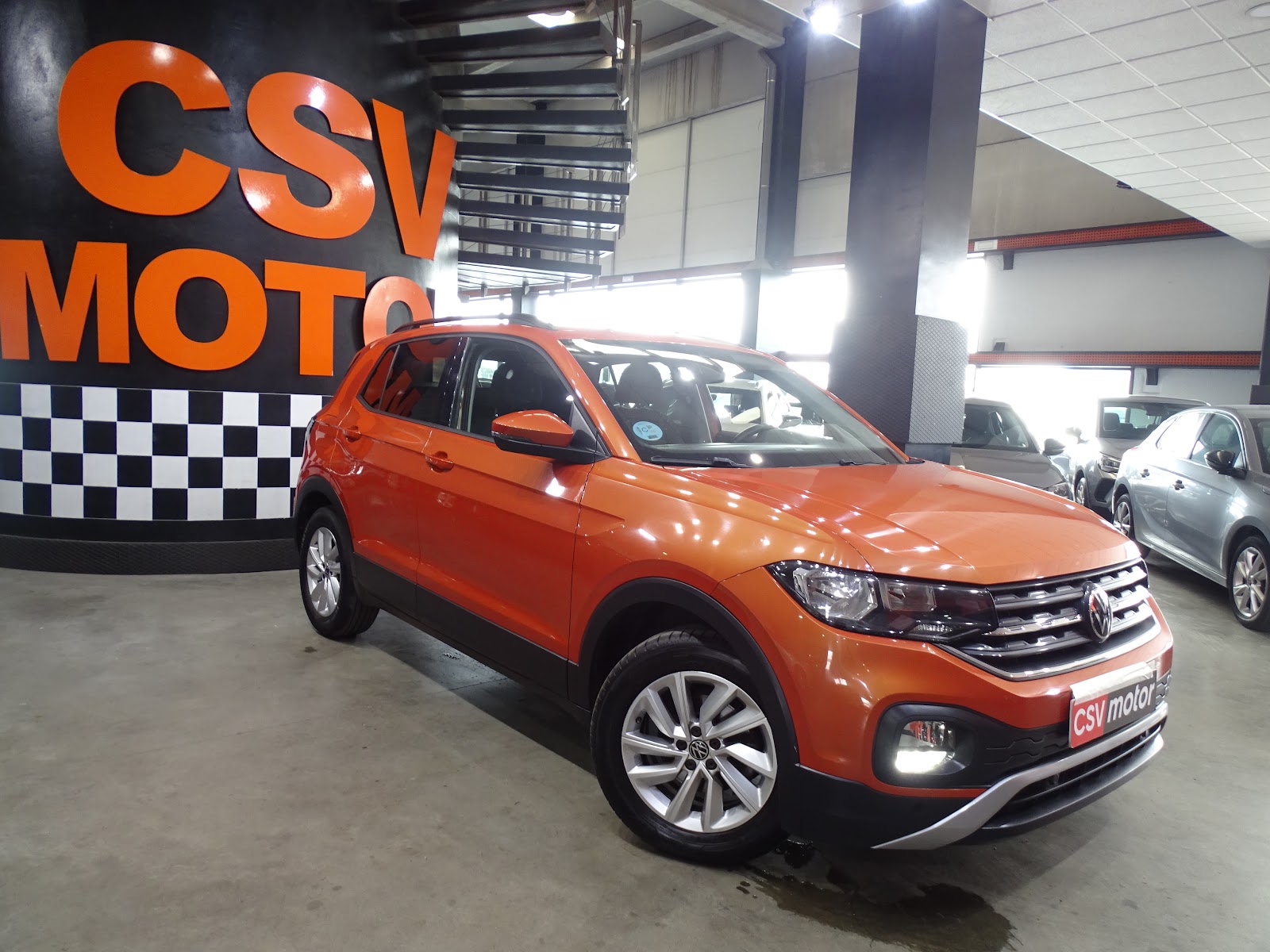Foto 3 de VOLKSWAGEN T-CROSS 2023 en venta en CSV Motor