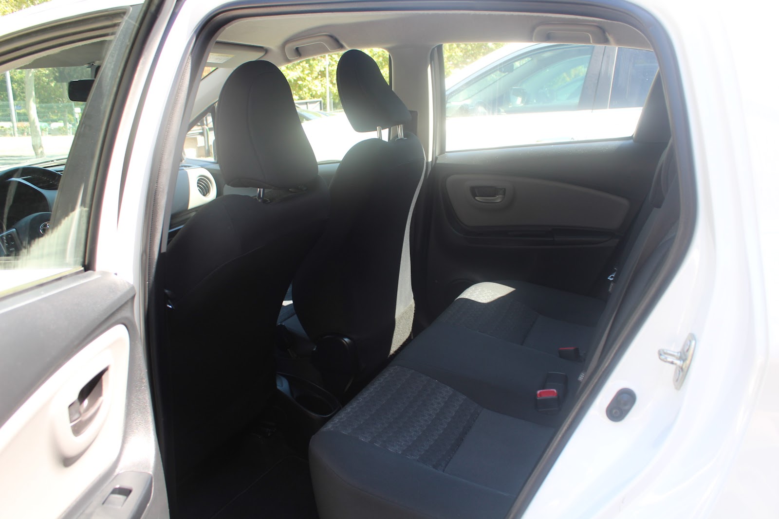 Foto 8 de TOYOTA YARIS 2016 en venta en CSV Motor VALDEFUENTES