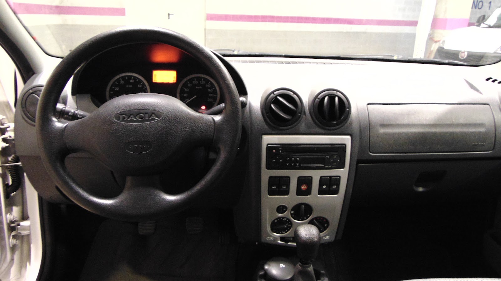 Foto 9 de DACIA LOGAN 2006 en venta en CSV Motor VALDEFUENTES