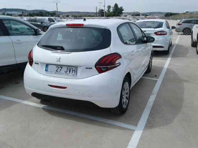 Foto 3 de PEUGEOT 208 2016 en venta en CSV Motor VALDEFUENTES