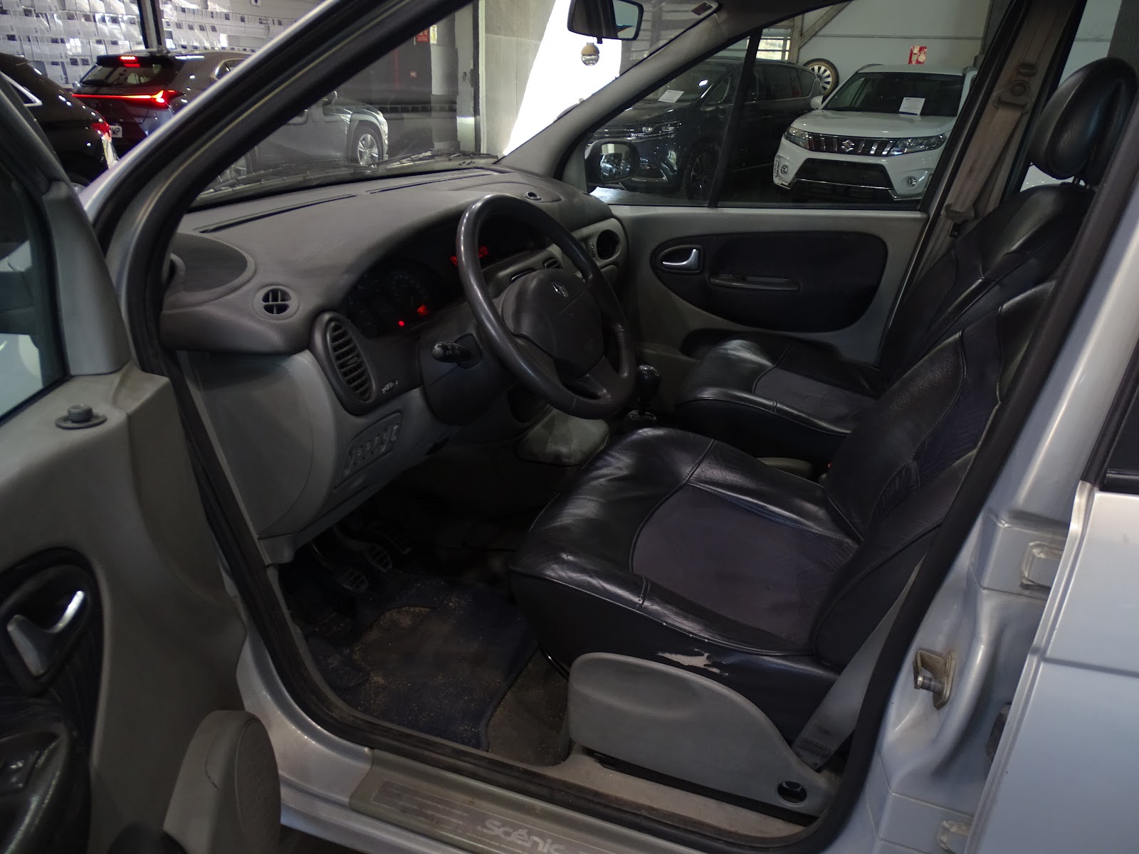Foto 11 de RENAULT SCENIC 2023 en venta en CSV Motor