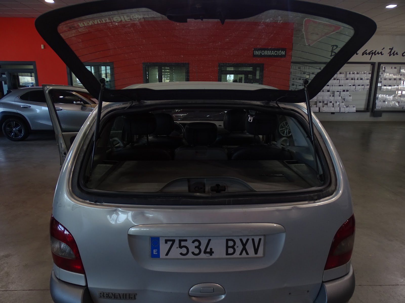 Foto 14 de RENAULT SCENIC 2023 en venta en CSV Motor