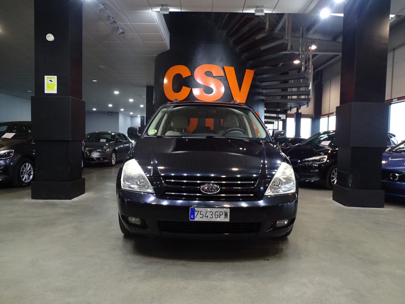 Foto 2 de KIA CARNIVAL 2009 en venta en CSV Motor VALDEFUENTES