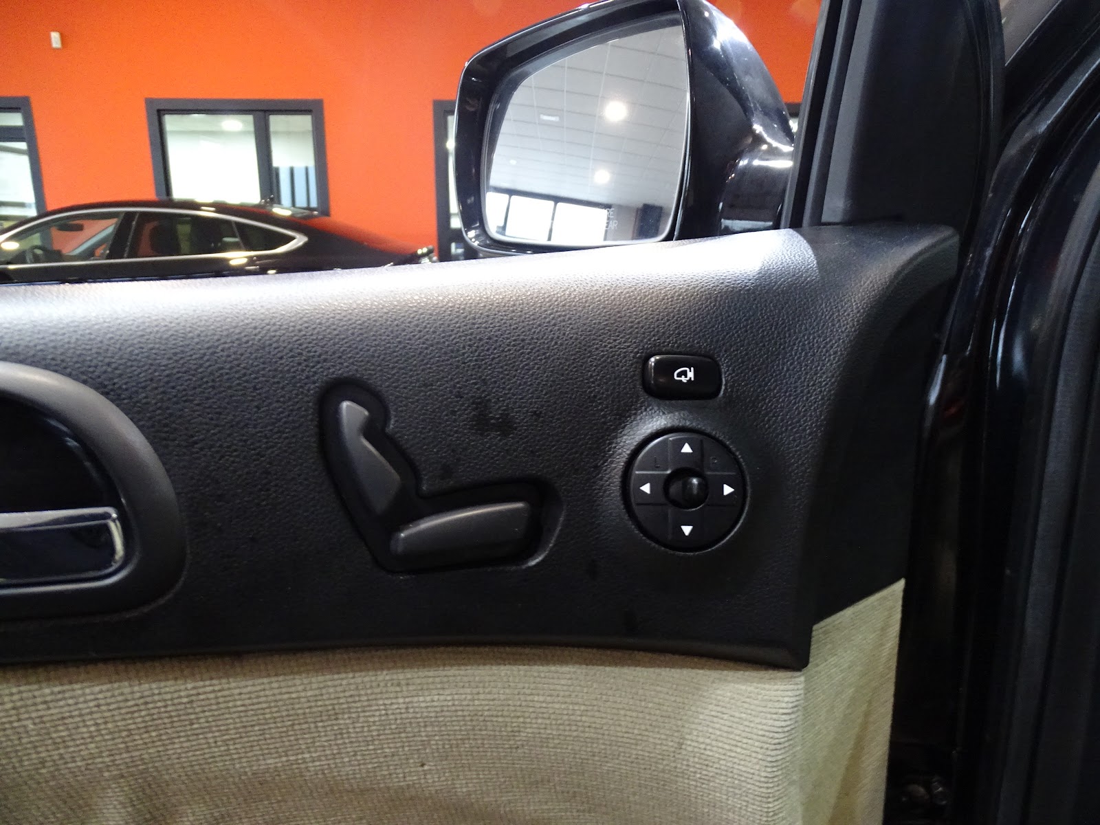 Foto 11 de KIA CARNIVAL 2009 en venta en CSV Motor VALDEFUENTES