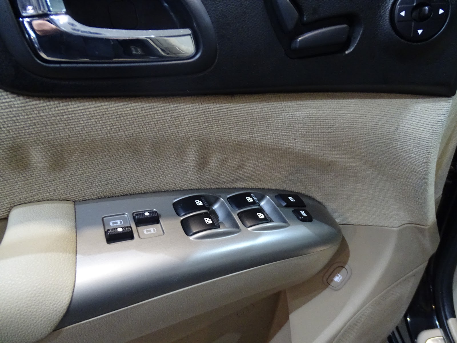Foto 12 de KIA CARNIVAL 2009 en venta en CSV Motor VALDEFUENTES