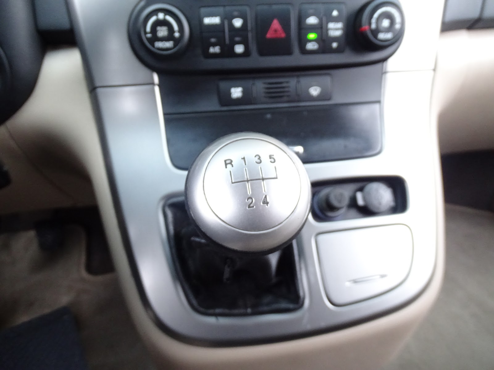 Foto 16 de KIA CARNIVAL 2009 en venta en CSV Motor VALDEFUENTES