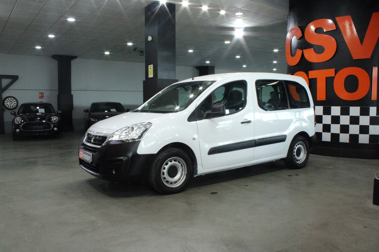 Foto 2 de Peugeot Partner 2017 en venta en CSV Motor VALDEFUENTES