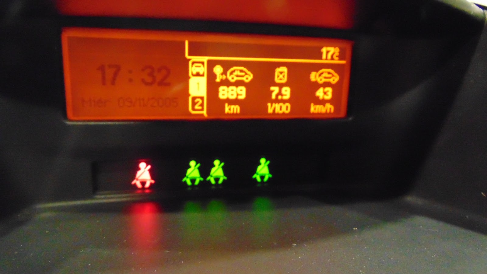 Foto 16 de PEUGEOT 207 2008 en venta en CSV Motor VALDEFUENTES