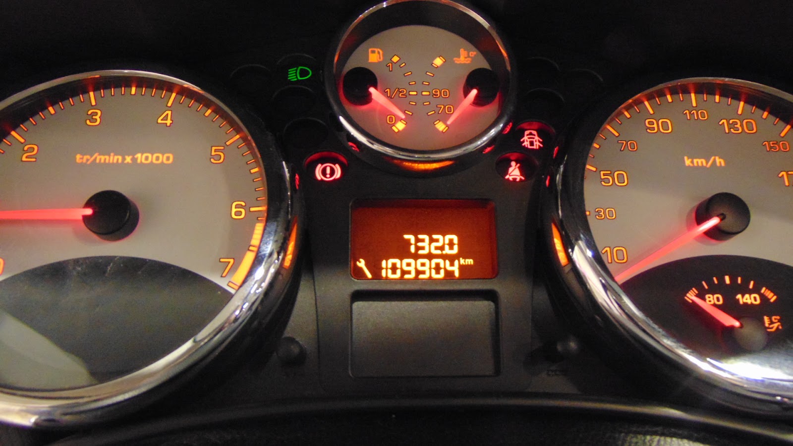 Foto 17 de PEUGEOT 207 2008 en venta en CSV Motor VALDEFUENTES