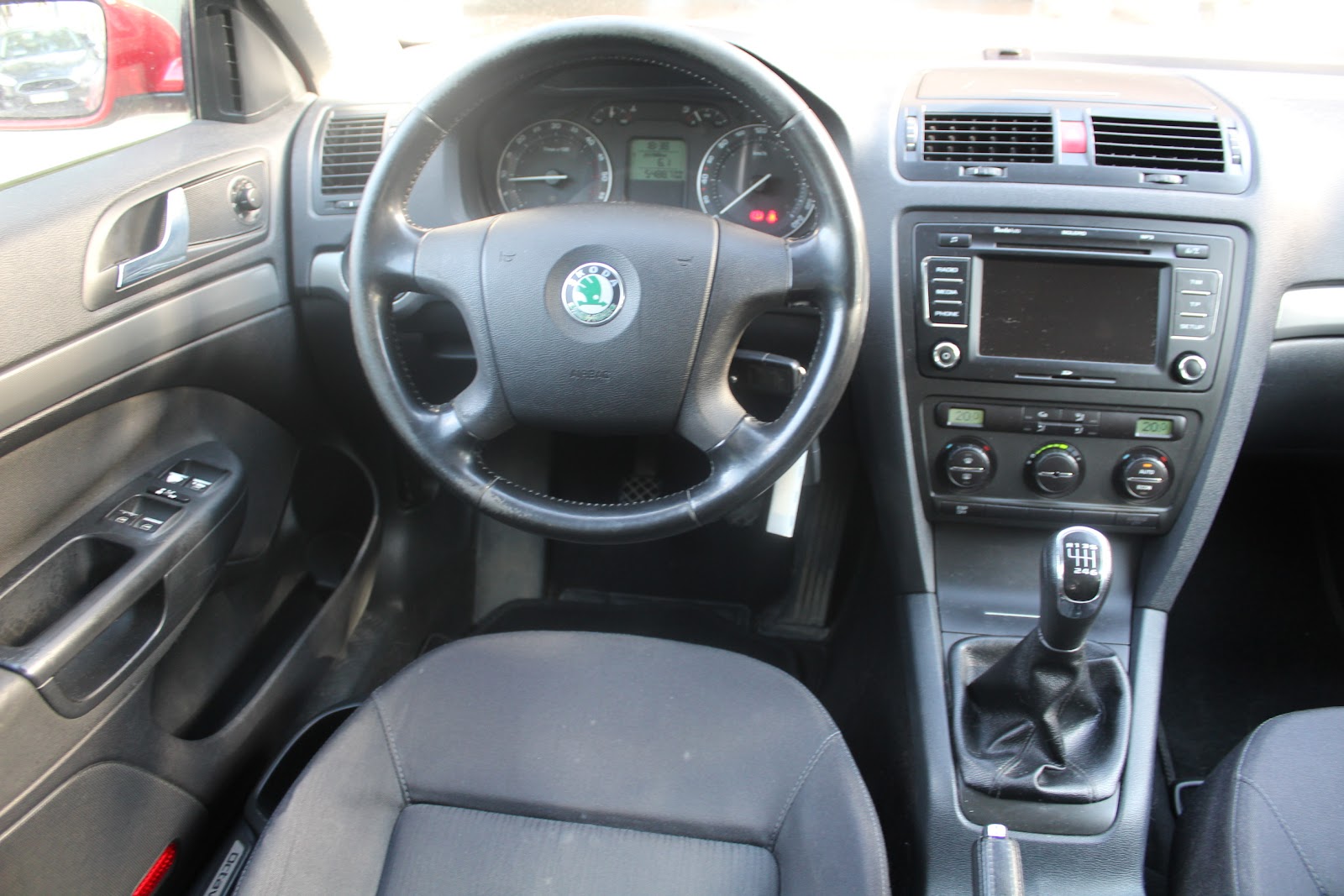 Foto 10 de SKODA OCTAVIA 2006 en venta en CSV Motor VALDEFUENTES