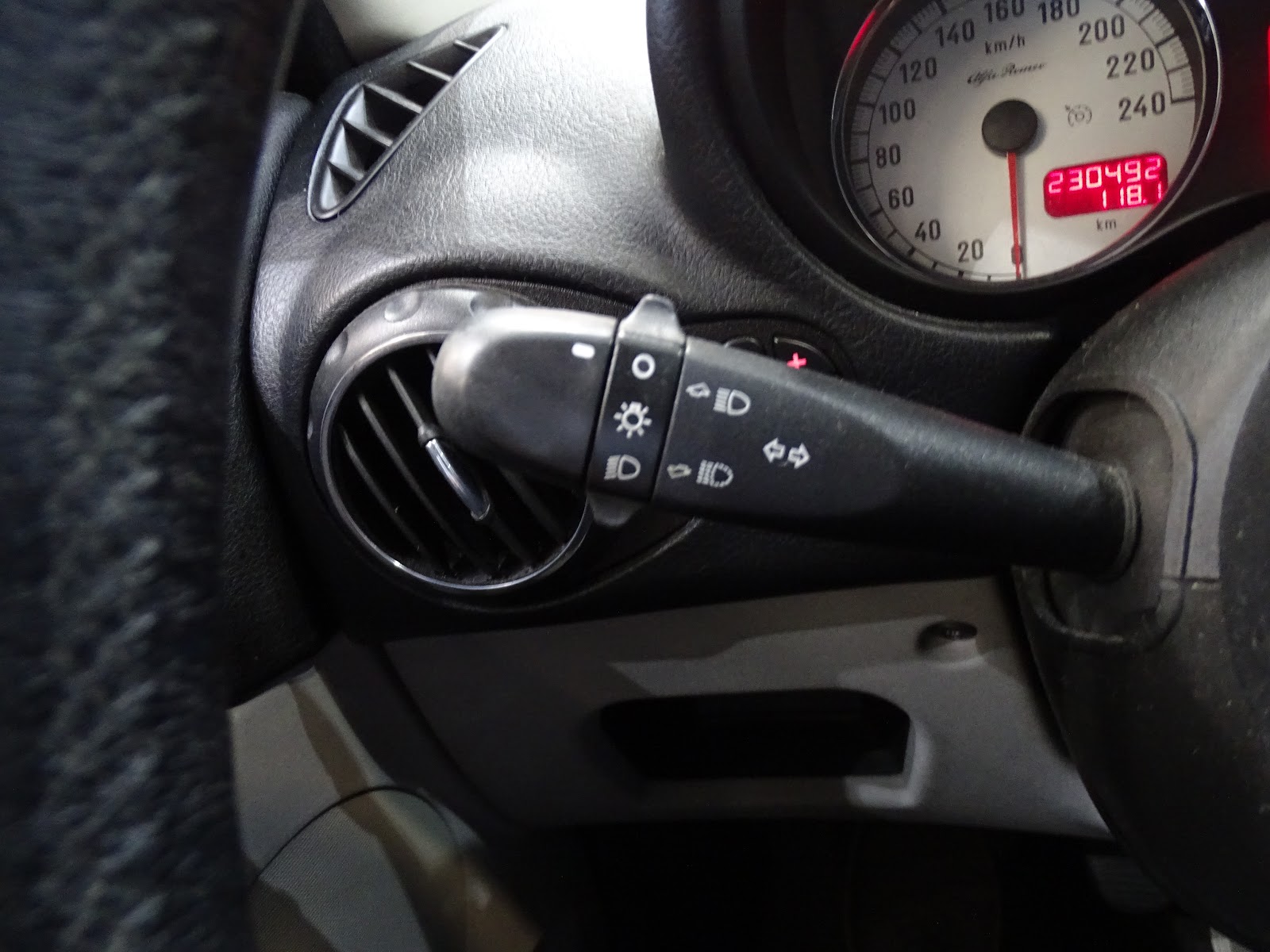 Foto 11 de ALFA ROMEO 147 2023 en venta en CSV Motor VALDEFUENTES