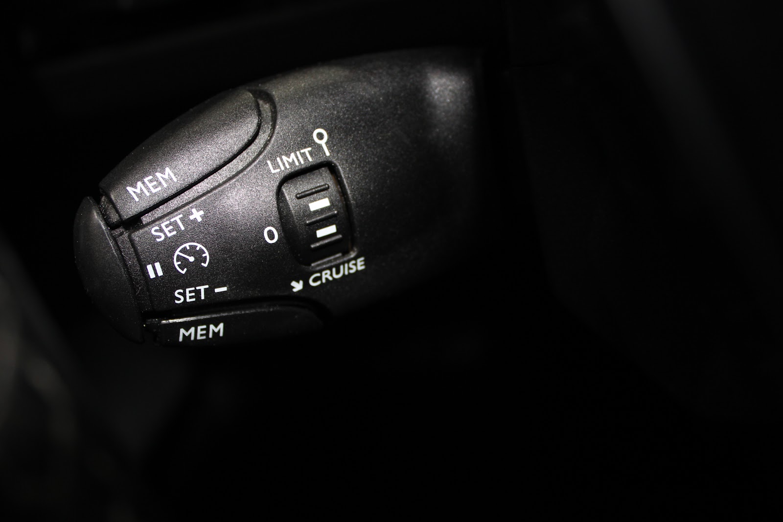 Foto 14 de PEUGEOT 3008 2019 en venta en CSV Motor VALDEFUENTES