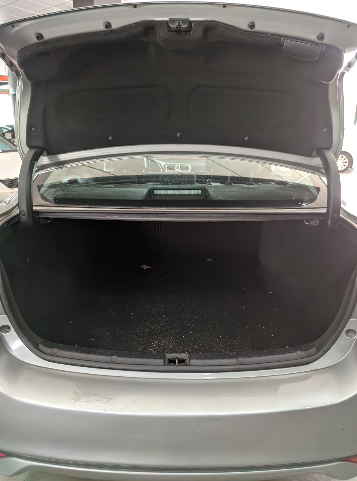 Foto 10 de TOYOTA AVENSIS 2012 en venta en CSV Motor VALDEFUENTES