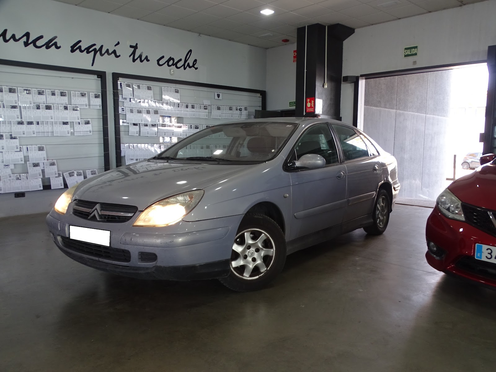 Foto 4 de Citroën C5 2002 en venta en CSV Motor VALDEFUENTES · color Gris
