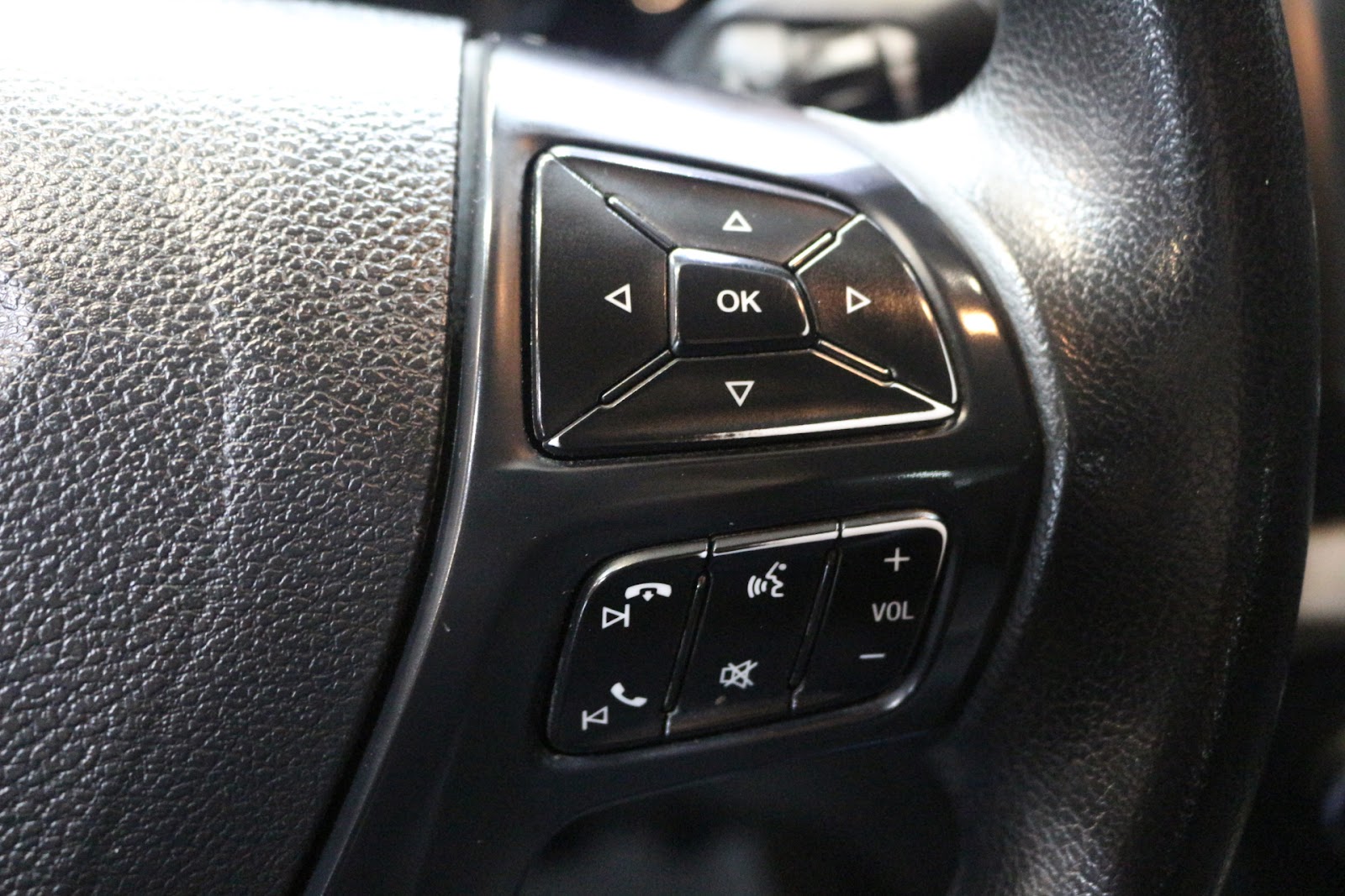 Foto 10 de FORD RANGER 2020 en venta en CSV Motor VALDEFUENTES
