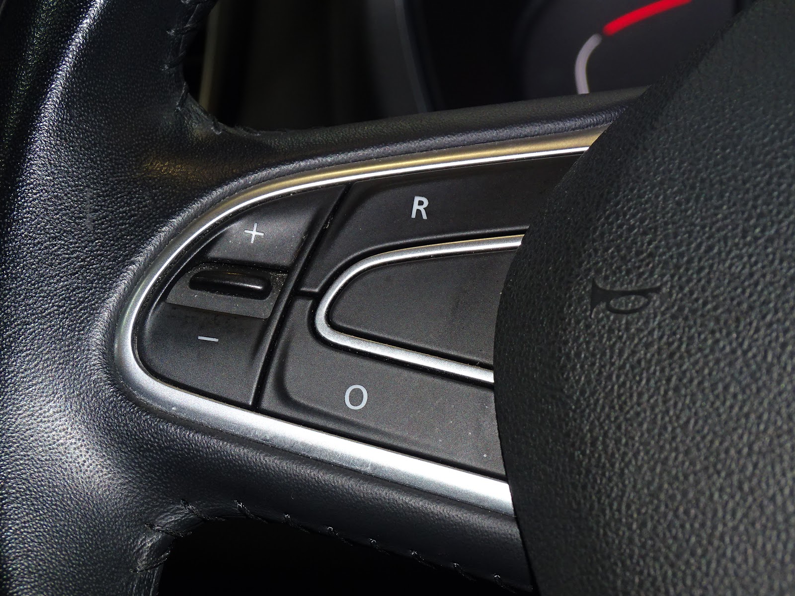 Foto 12 de RENAULT GRAND SCENIC 2018 en venta en CSV Motor VALDEFUENTES