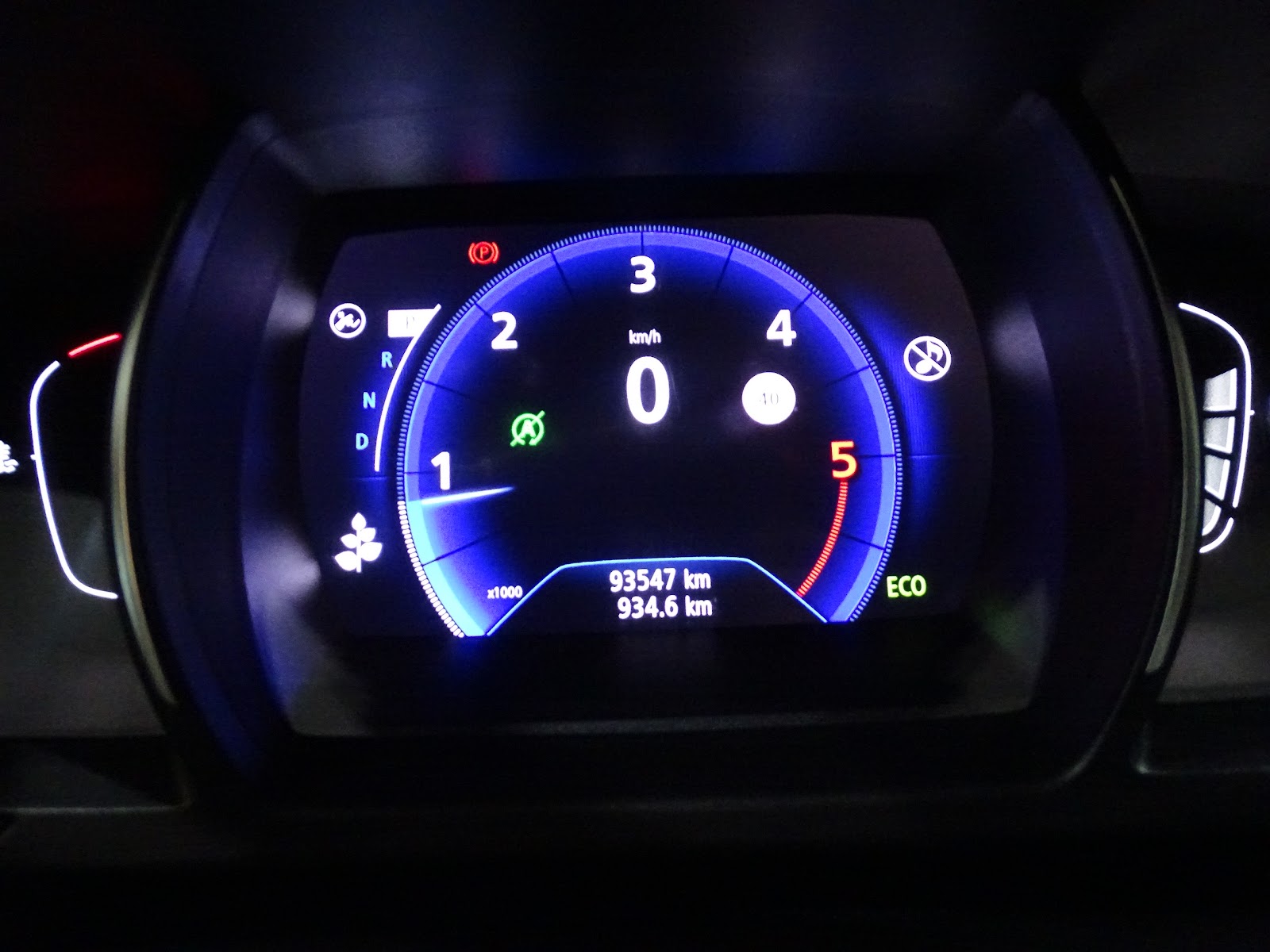 Foto 14 de RENAULT GRAND SCENIC 2018 en venta en CSV Motor VALDEFUENTES