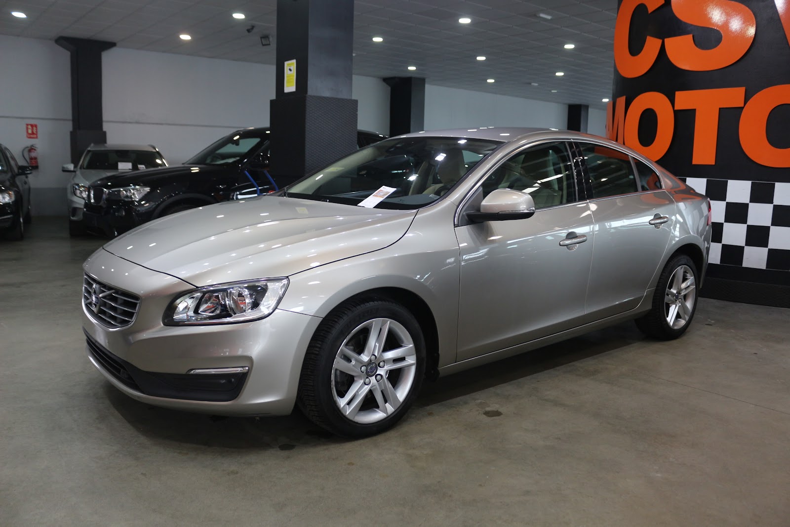 Foto 3 de Volvo S60 2015 en venta en CSV Motor VALDEFUENTES