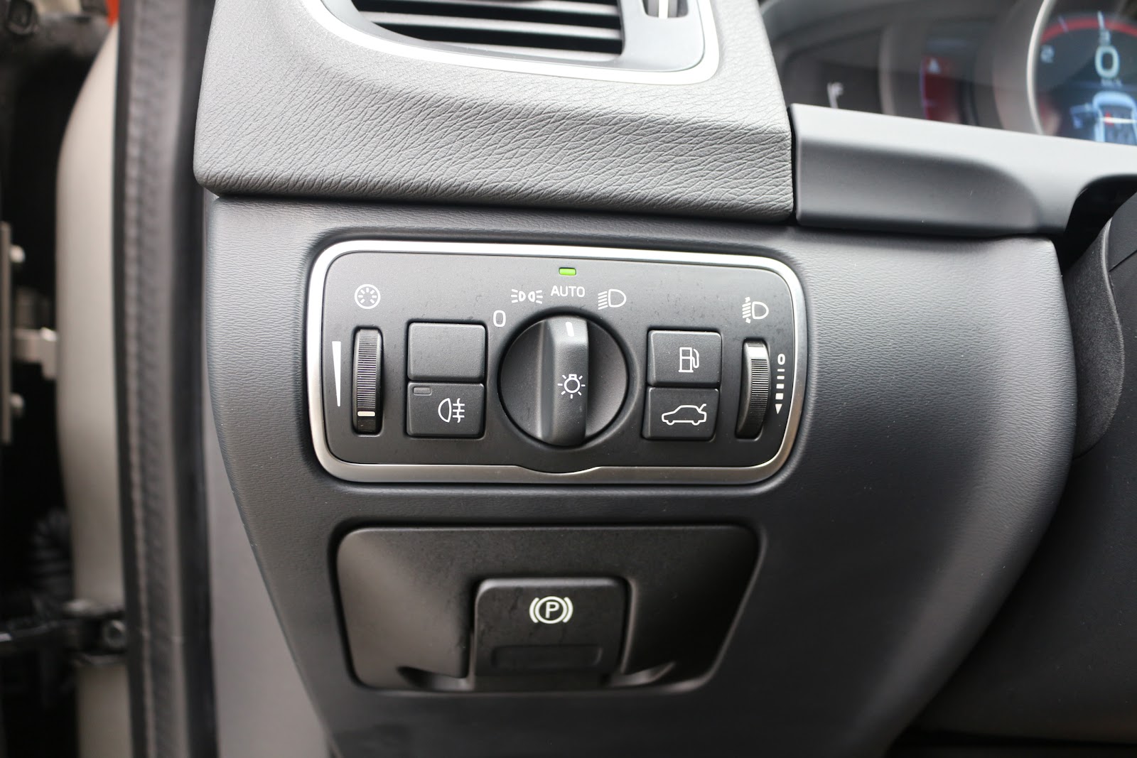 Foto 17 de VOLVO S60 2015 en venta en CSV Motor VALDEFUENTES