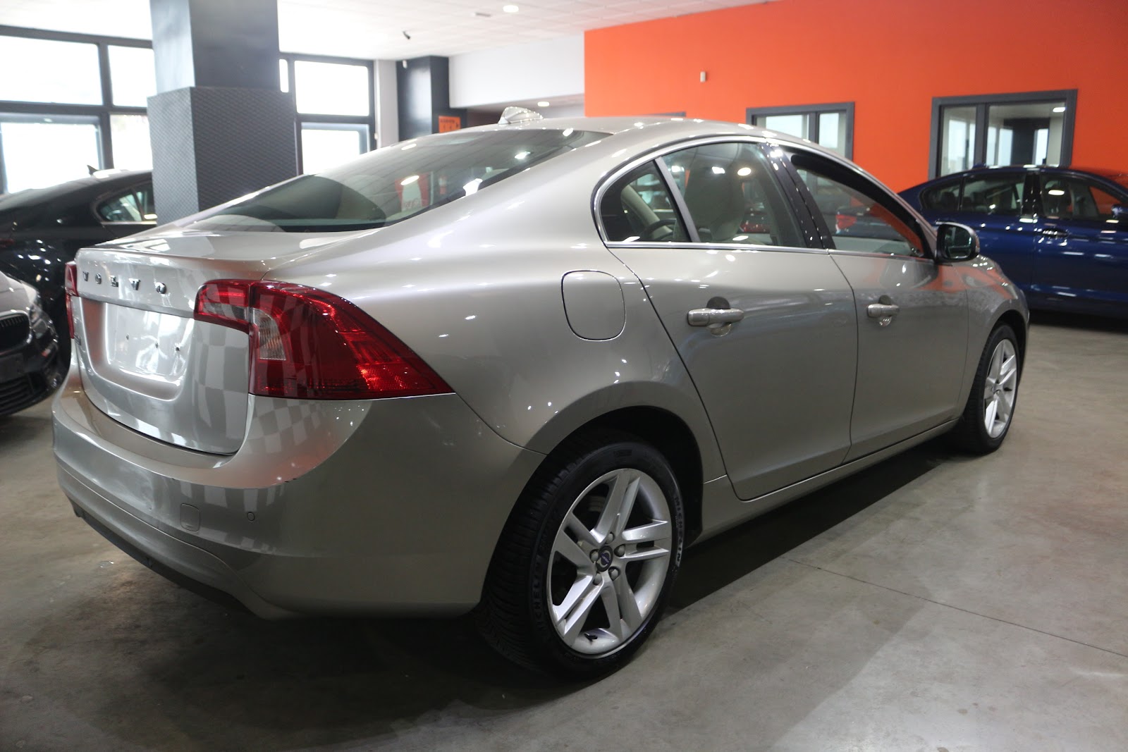 Foto 4 de VOLVO S60 2015 en venta en CSV Motor VALDEFUENTES