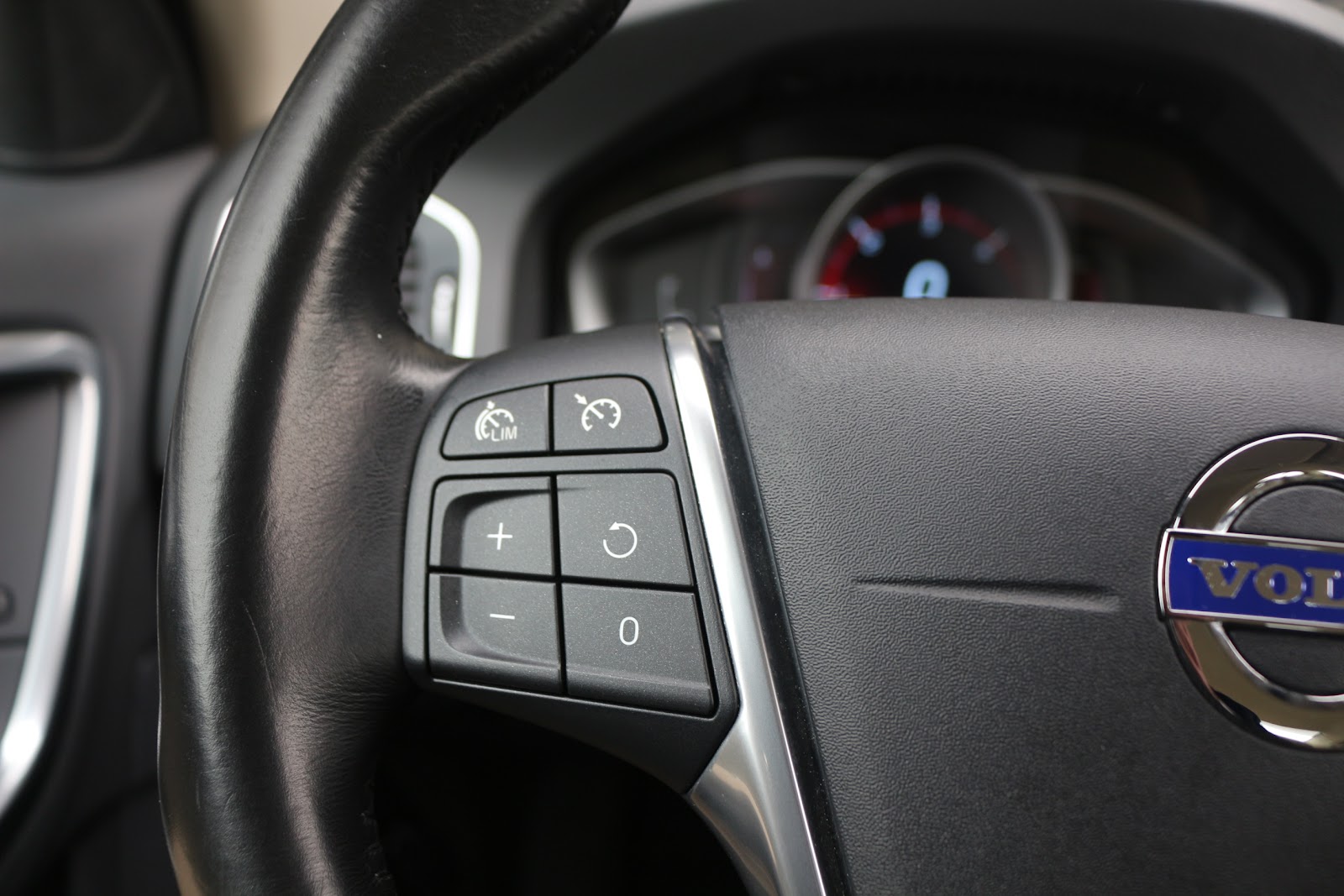 Foto 8 de VOLVO S60 2015 en venta en CSV Motor VALDEFUENTES
