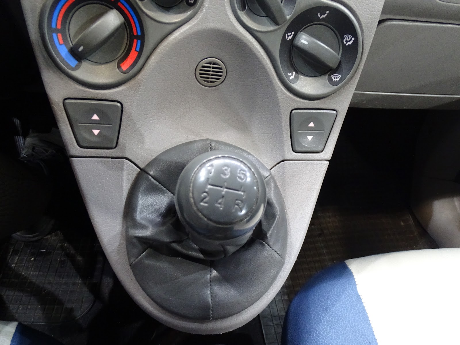 Foto 13 de FIAT PANDA 2023 en venta en CSV Motor VALDEFUENTES