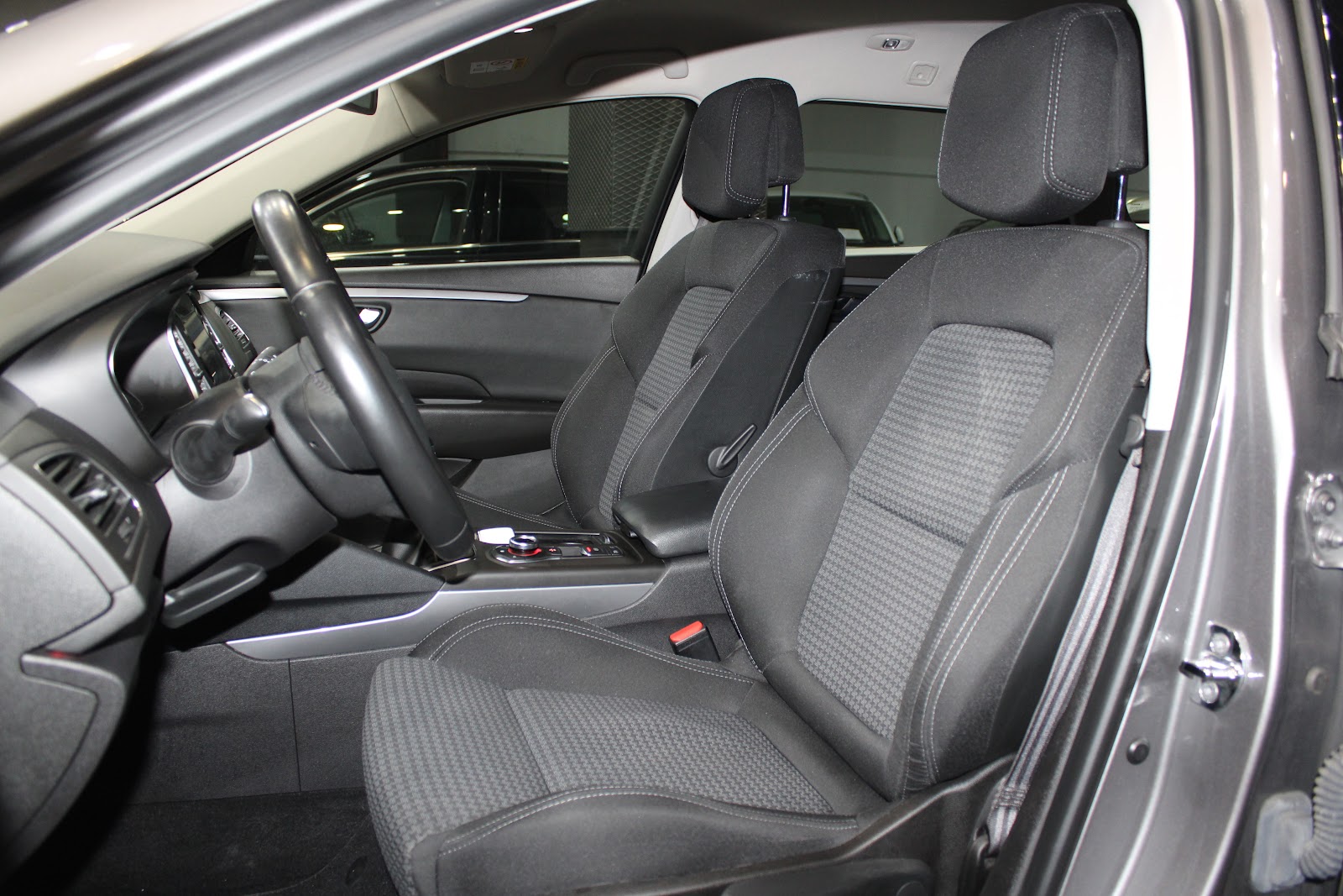Foto 6 de RENAULT TALISMAN 2019 en venta en CSV Motor