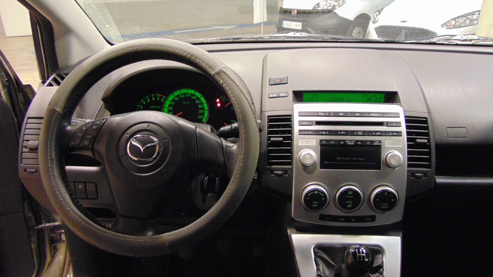 Foto 8 de MAZDA 5 2006 en venta en CSV Motor VALDEFUENTES