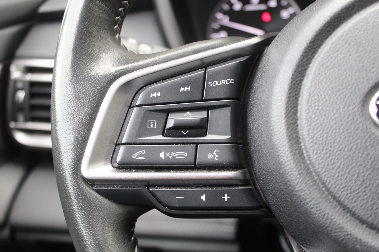 Foto 12 de SUBARU OUTBACK 2023 en venta en CSV Motor VALDEFUENTES