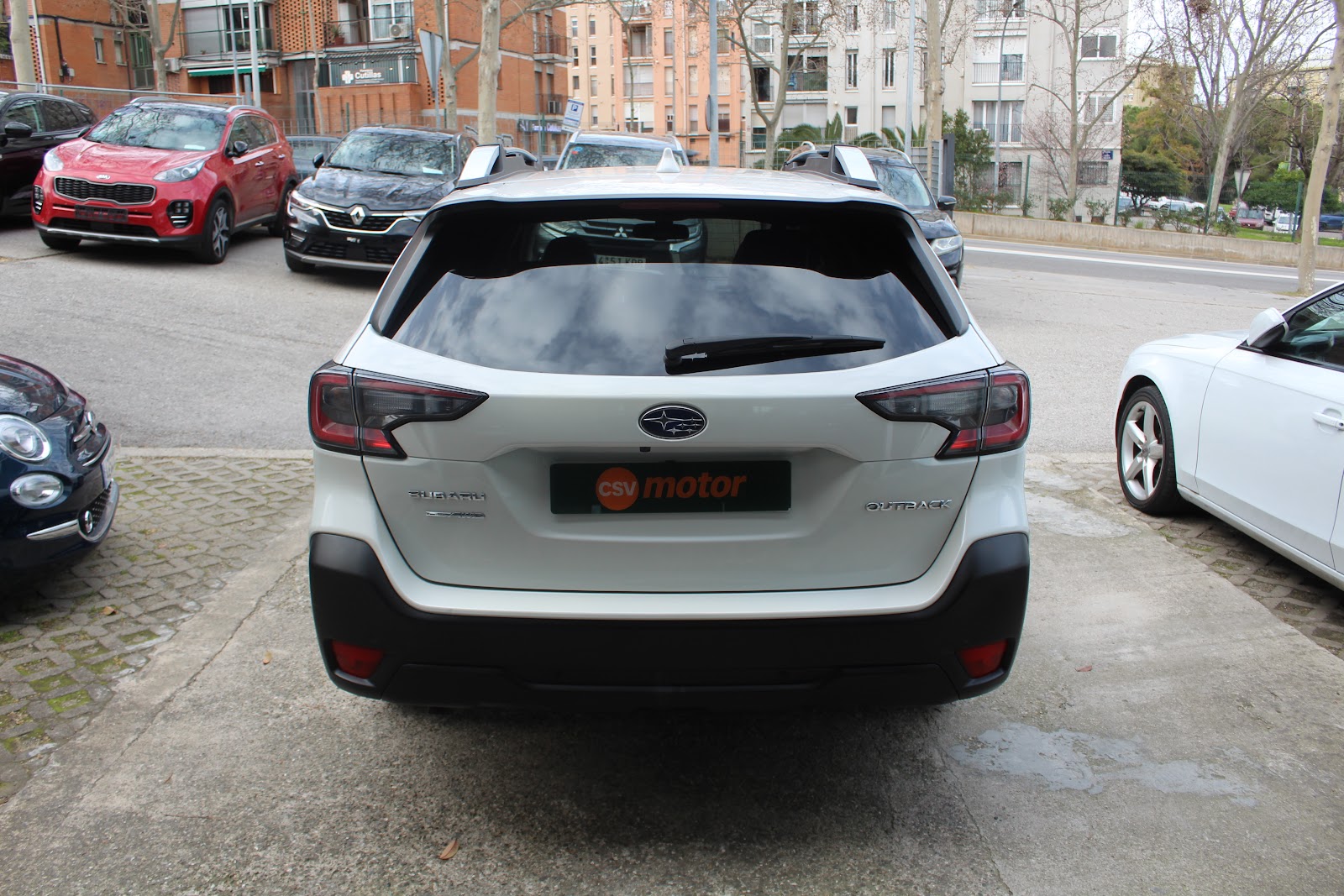 Foto 6 de SUBARU OUTBACK 2023 en venta en CSV Motor VALDEFUENTES